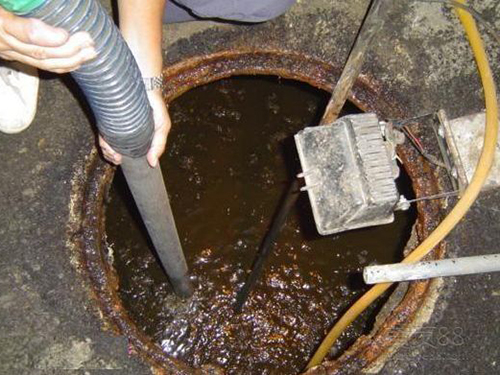 长倘口镇隔油池清理